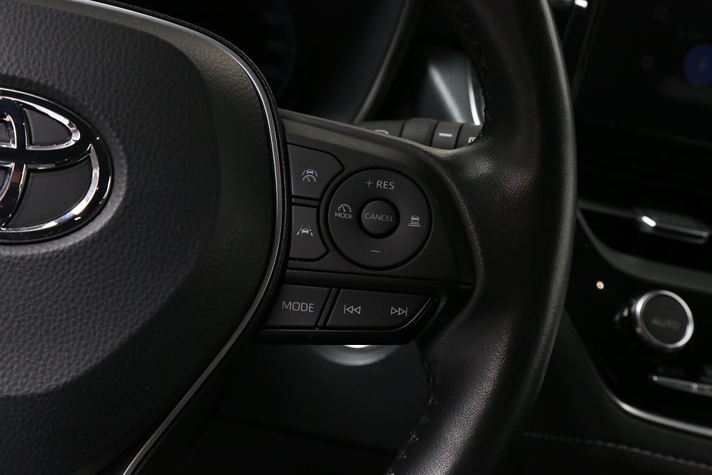 Vehicle Image 17