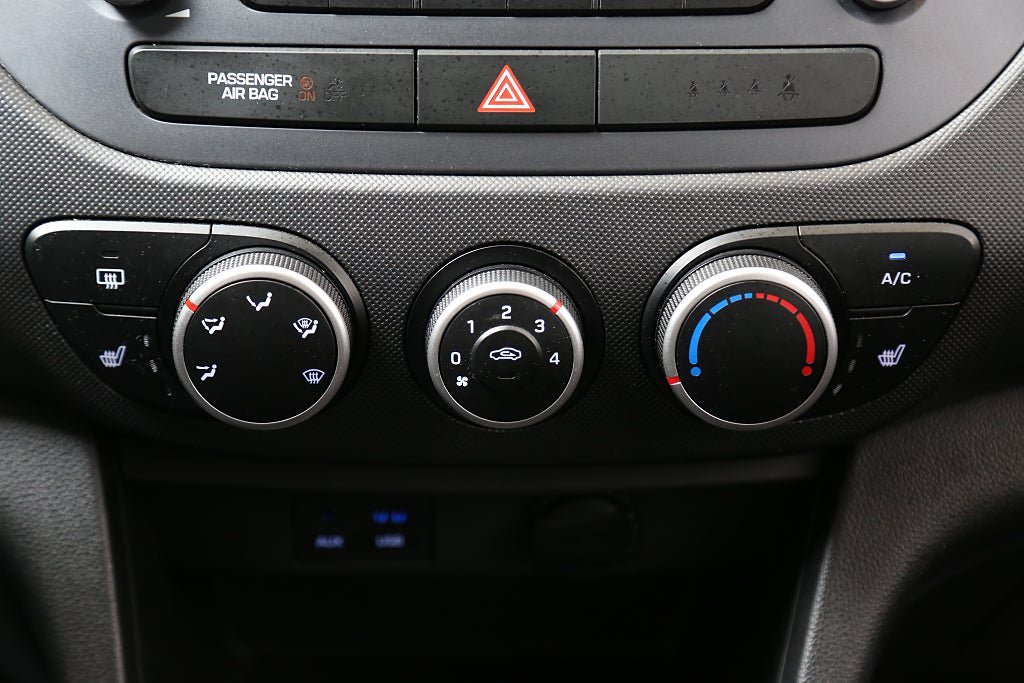 Vehicle Image 17