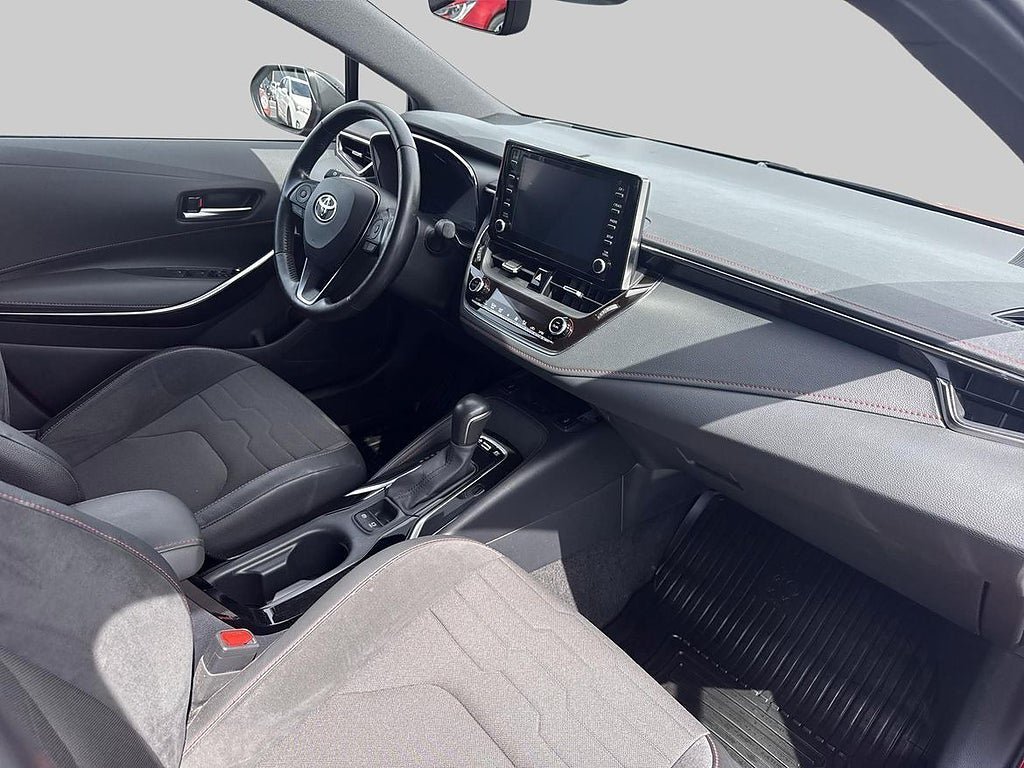 Vehicle Image 10