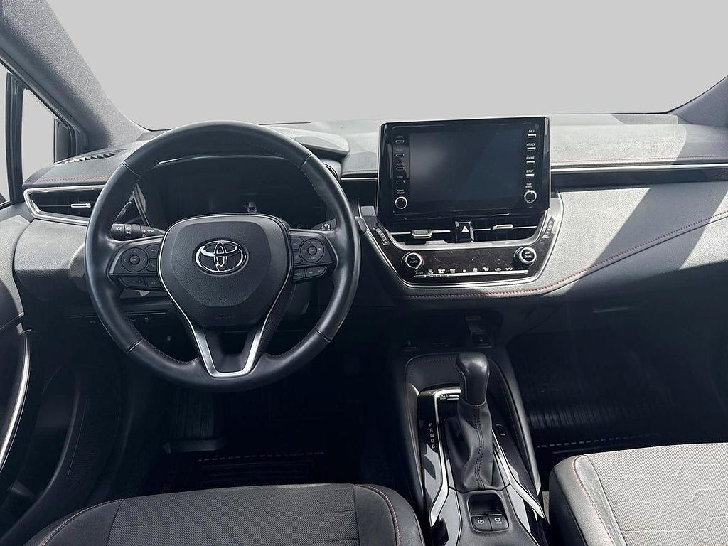 Vehicle Image 12
