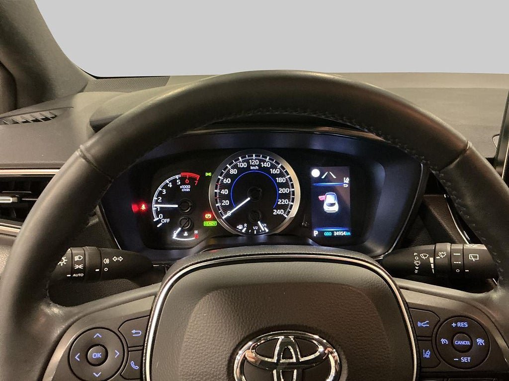 Vehicle Image 15