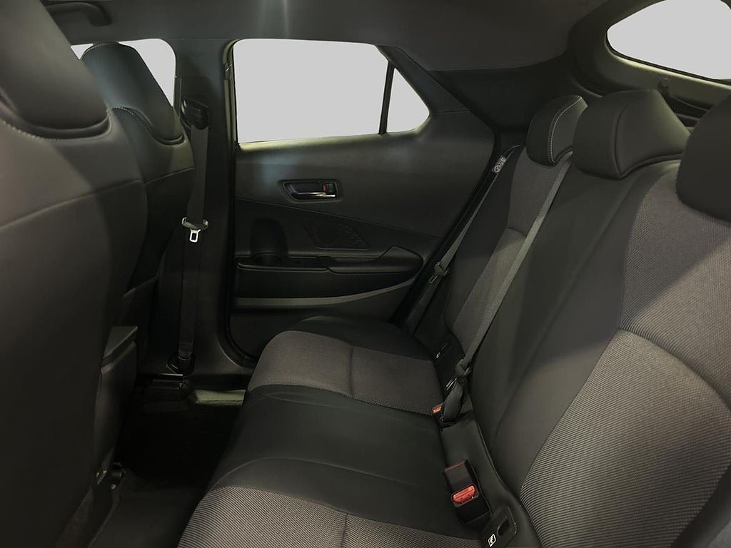 Vehicle Image 11