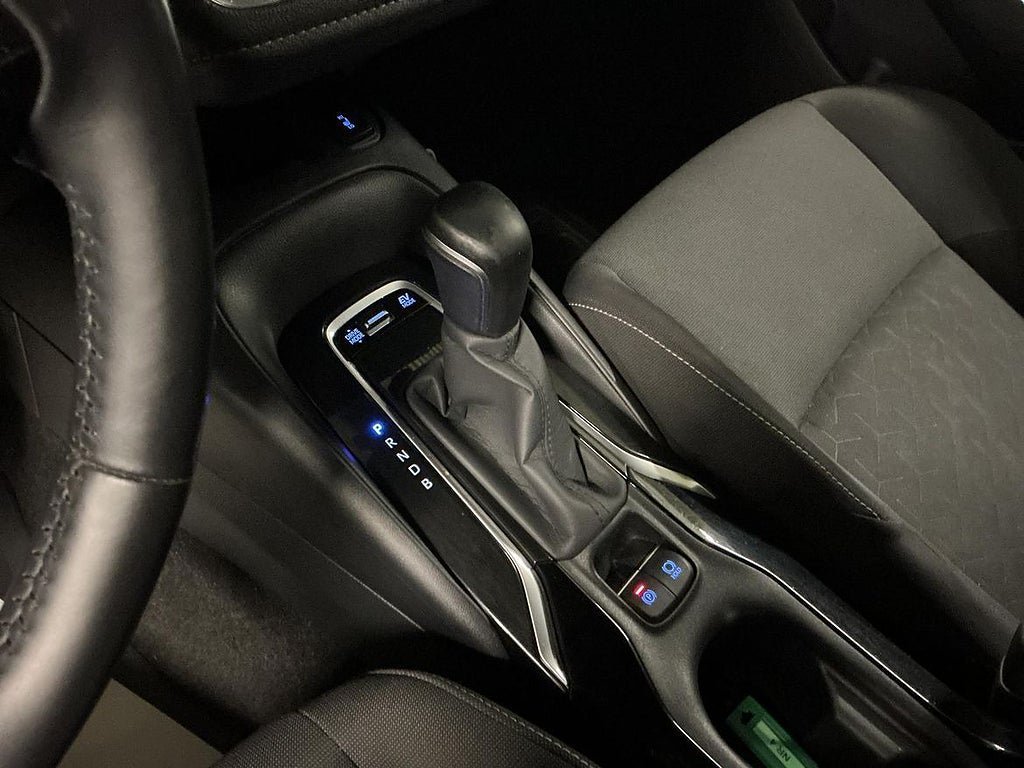 Vehicle Image 18