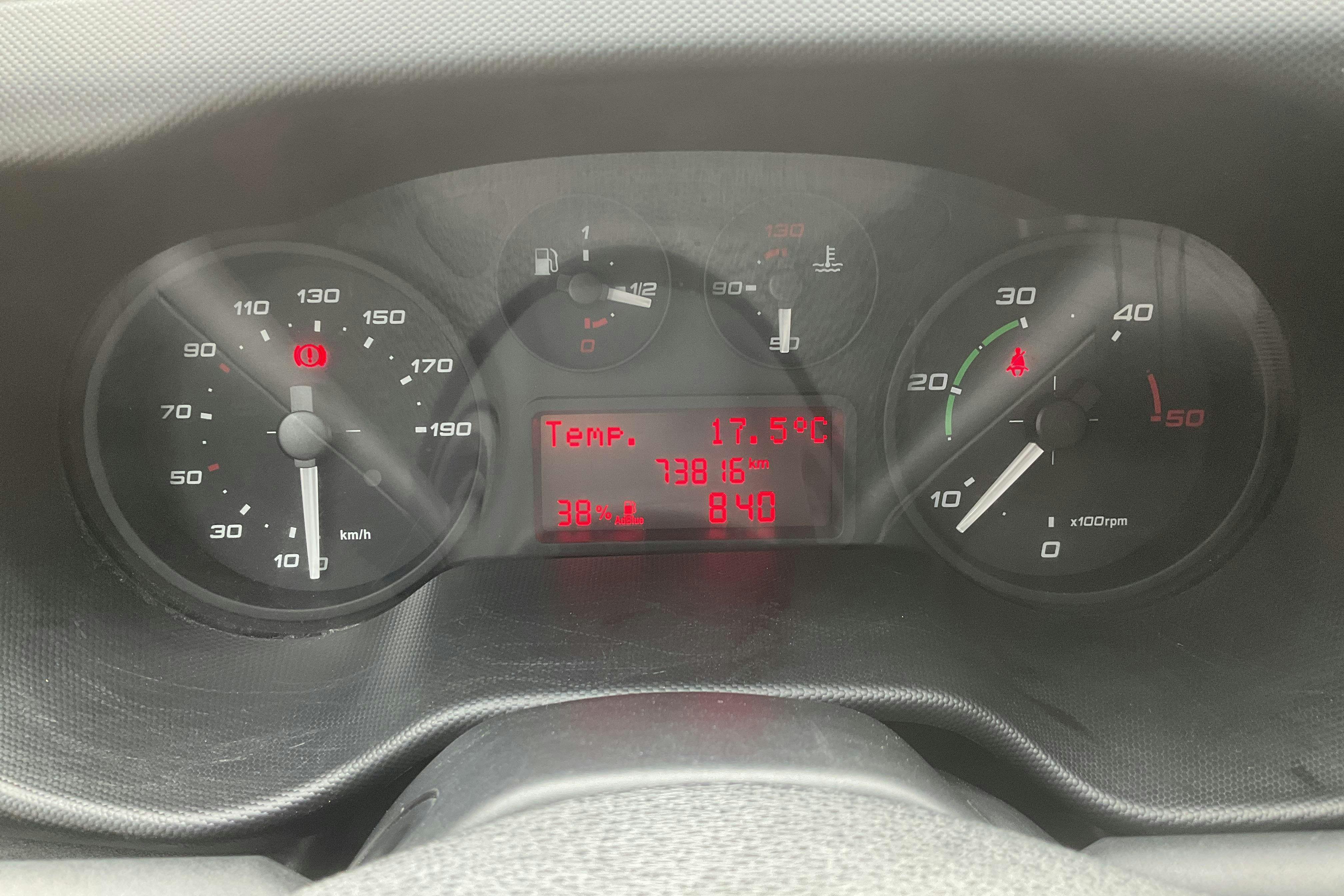 Vehicle Image 11