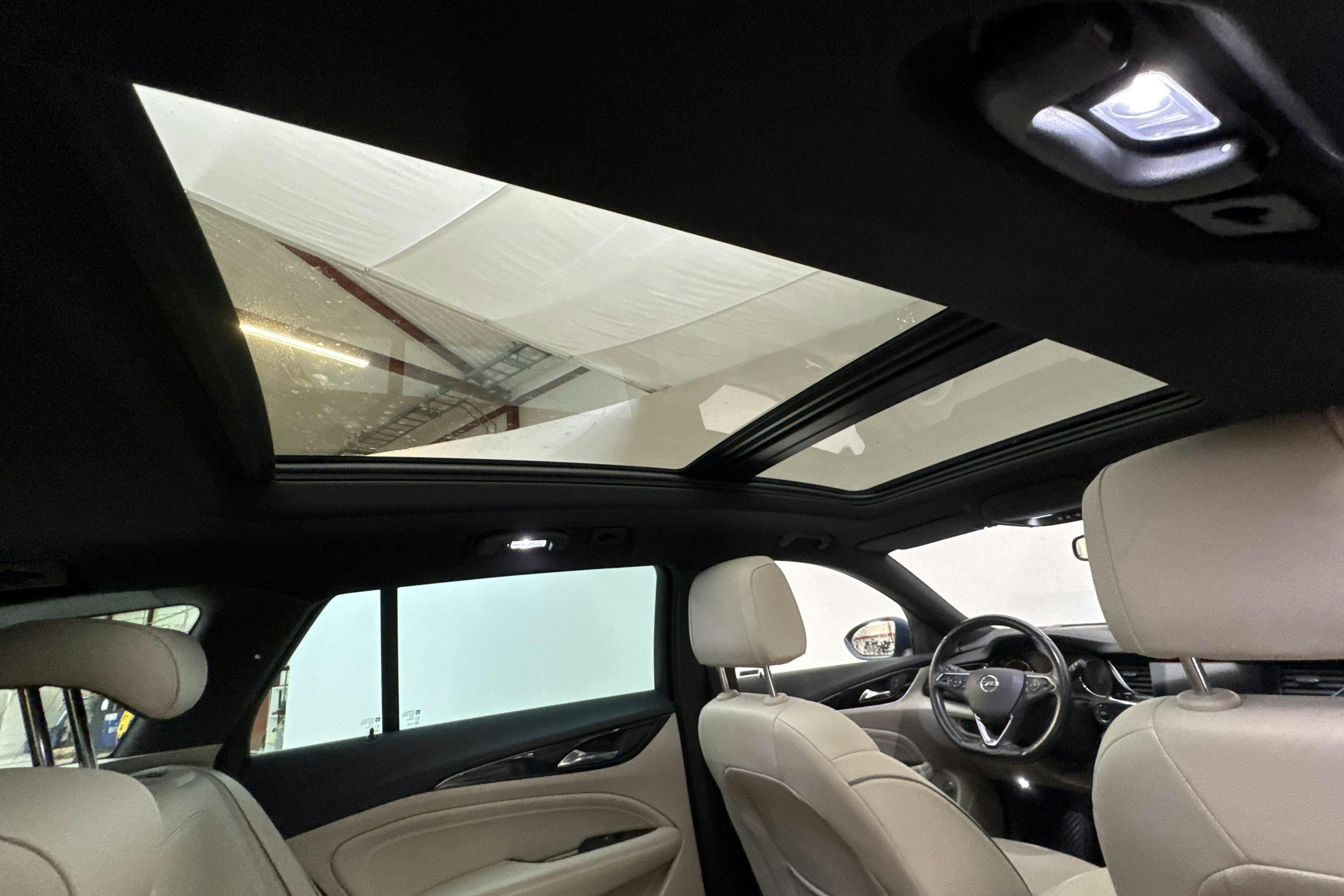 Vehicle Image 13