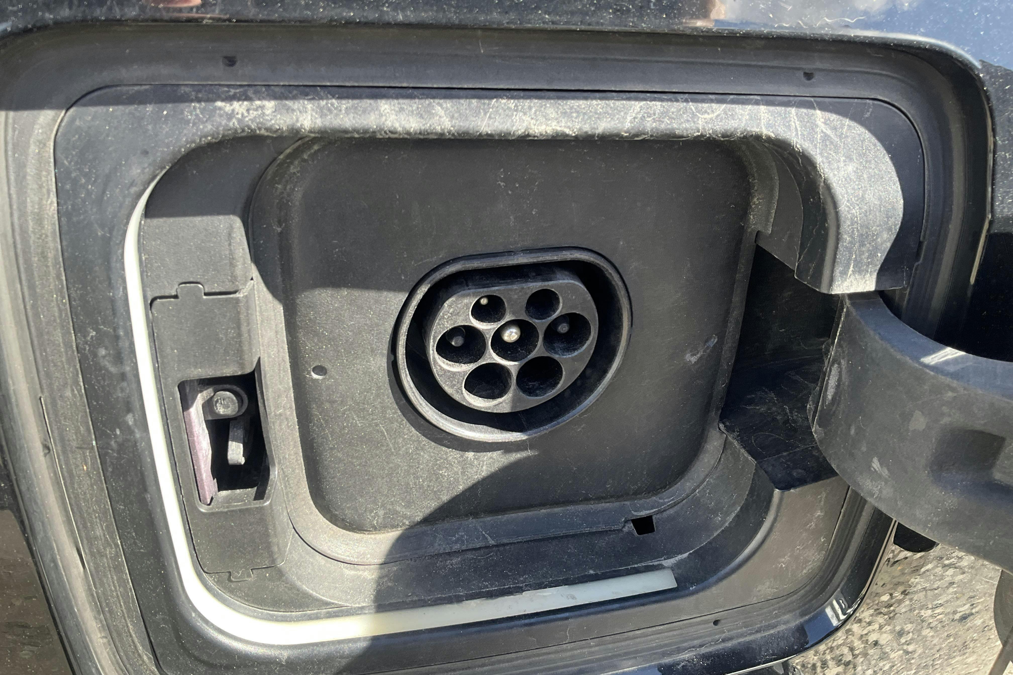 Vehicle Image 14