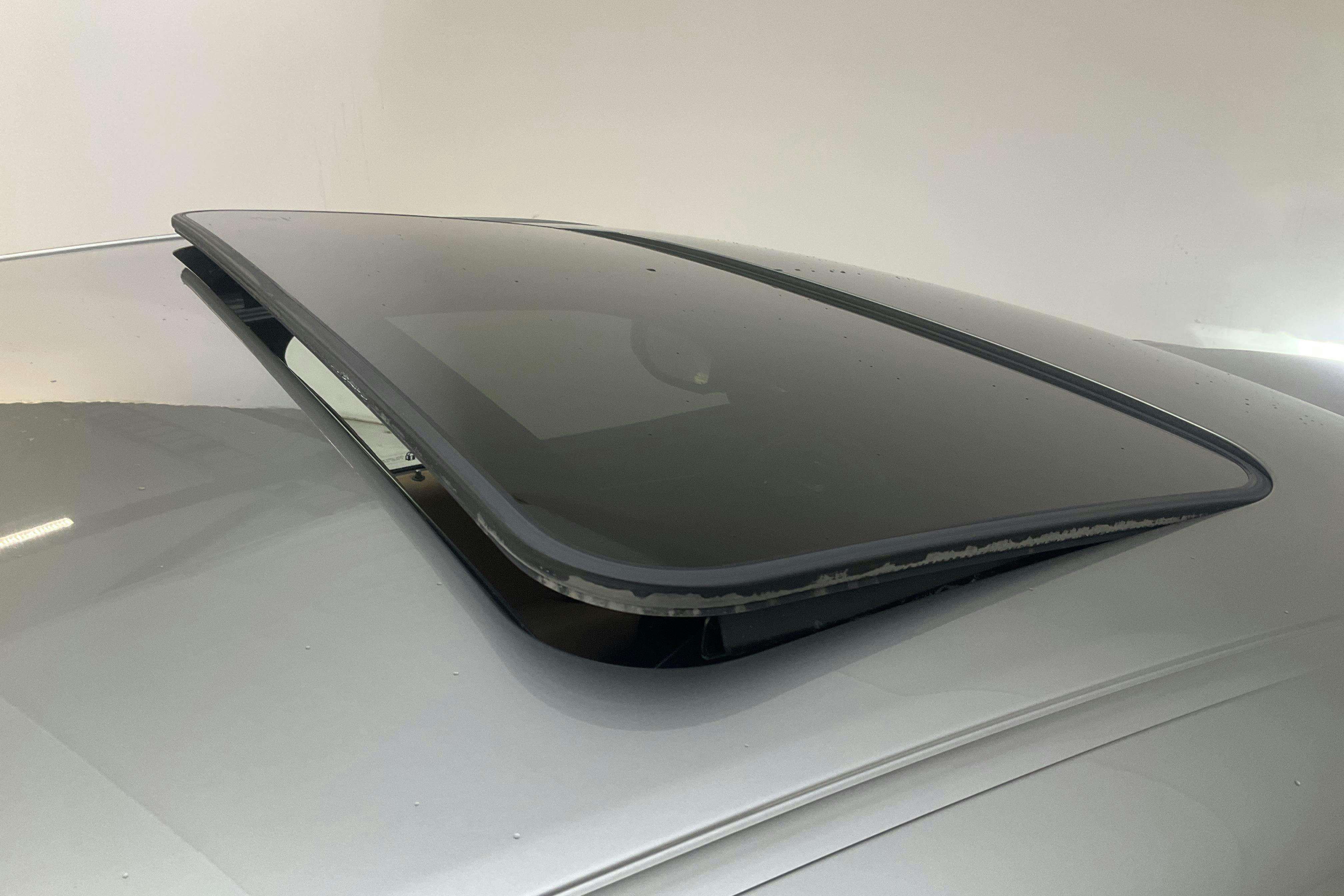 Vehicle Image 17