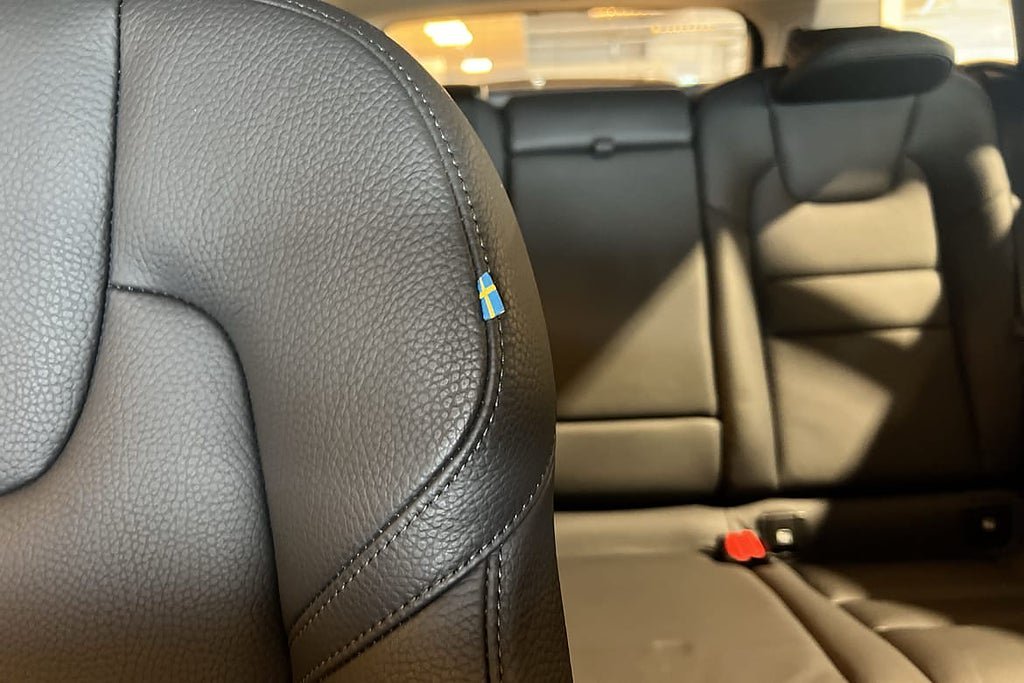 Vehicle Image 25