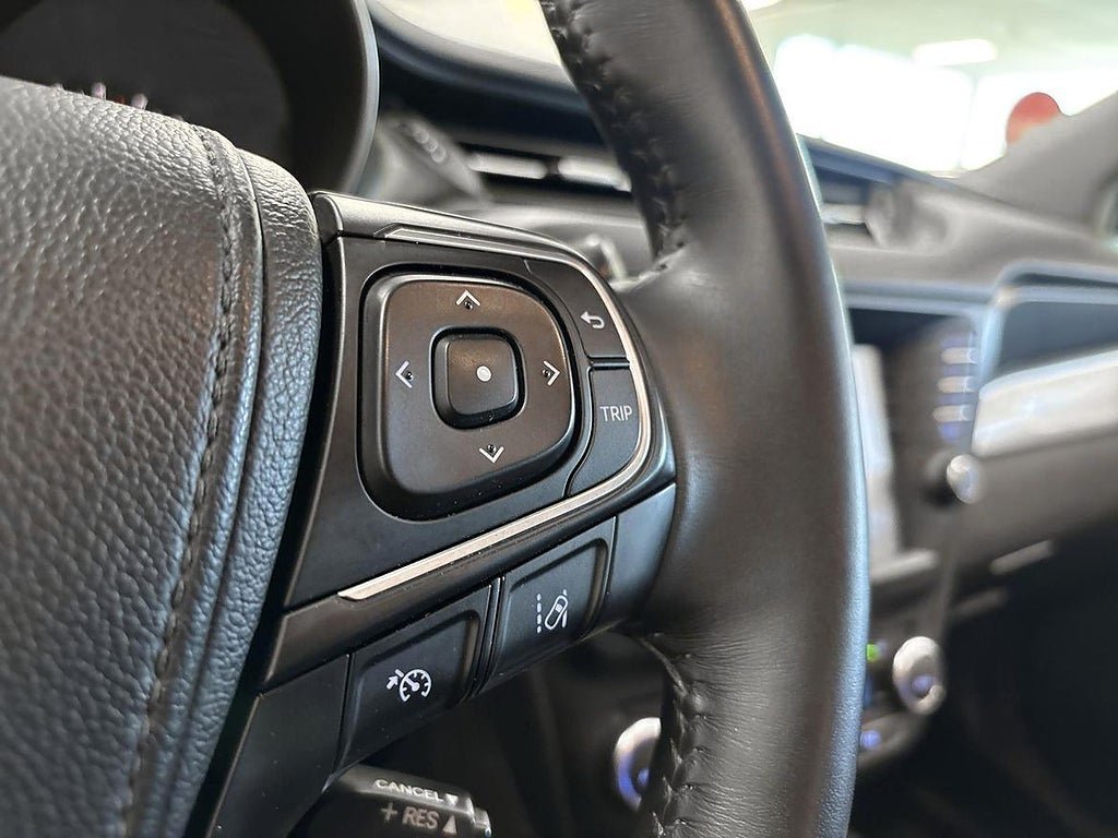 Vehicle Image 21