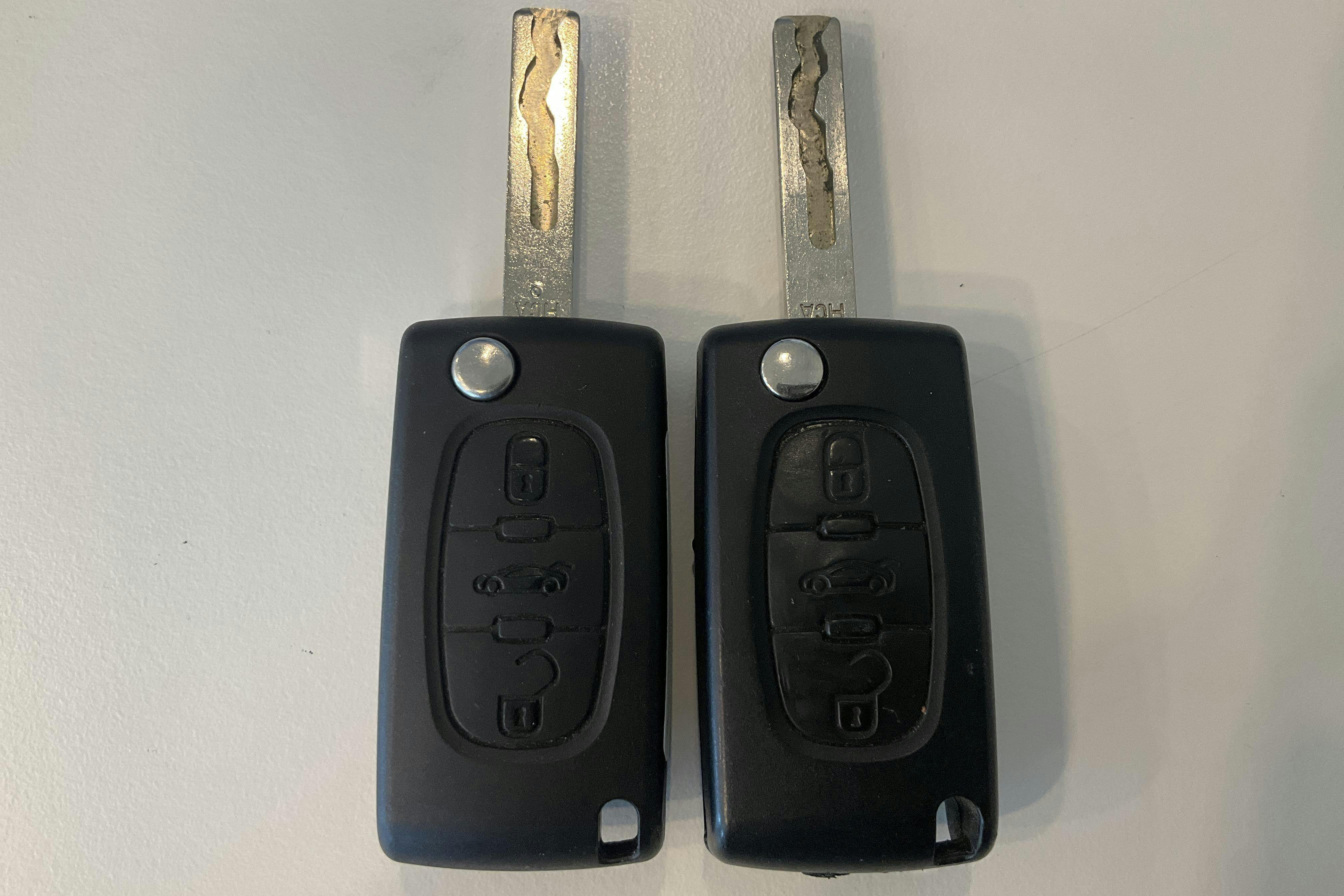 Vehicle Image 22