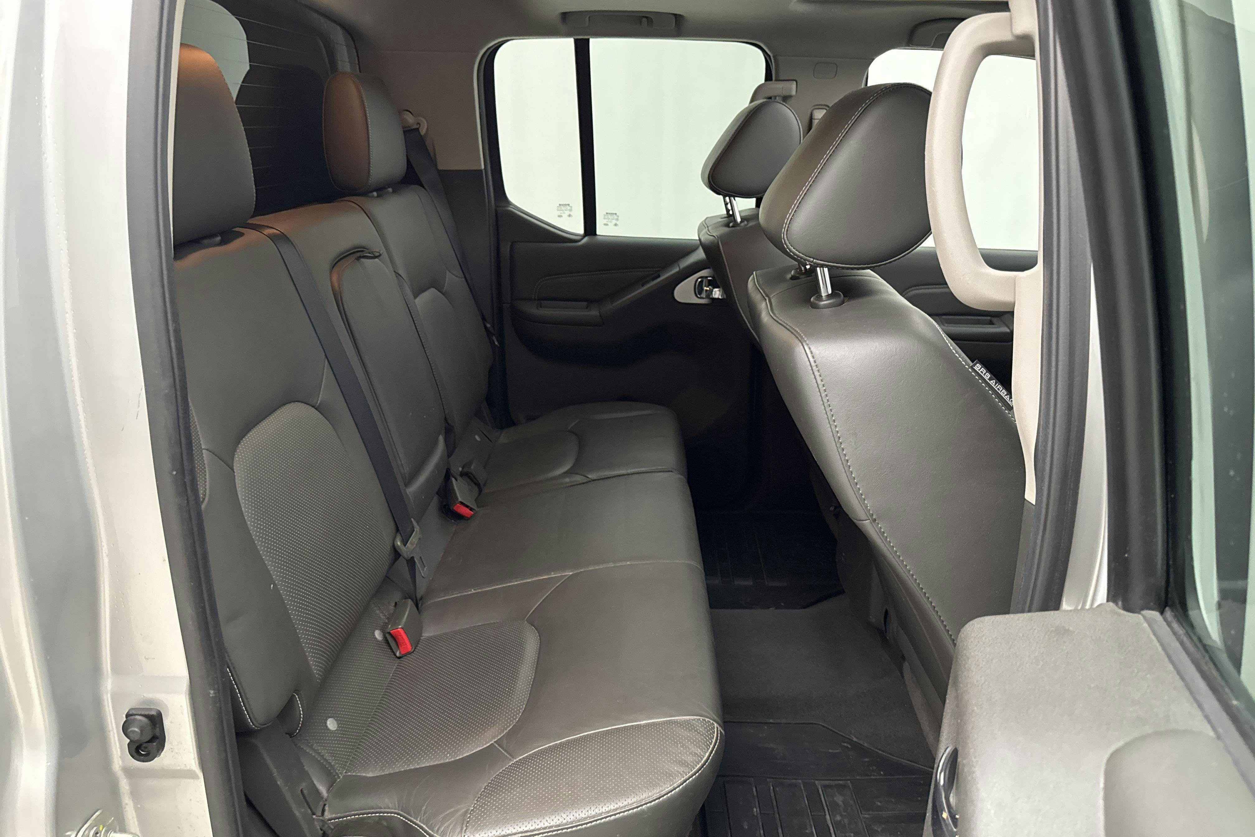 Vehicle Image 8