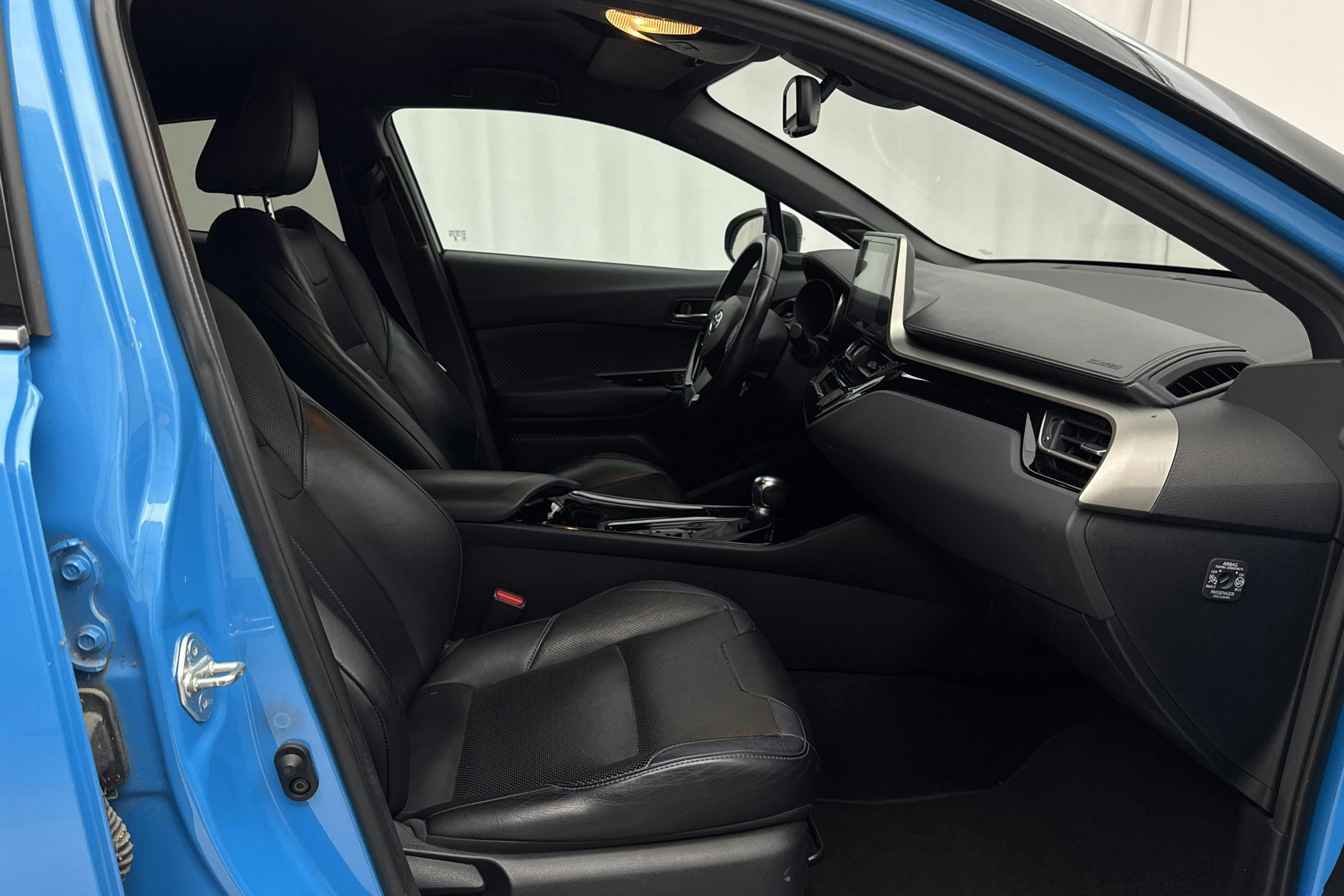 Vehicle Image 7