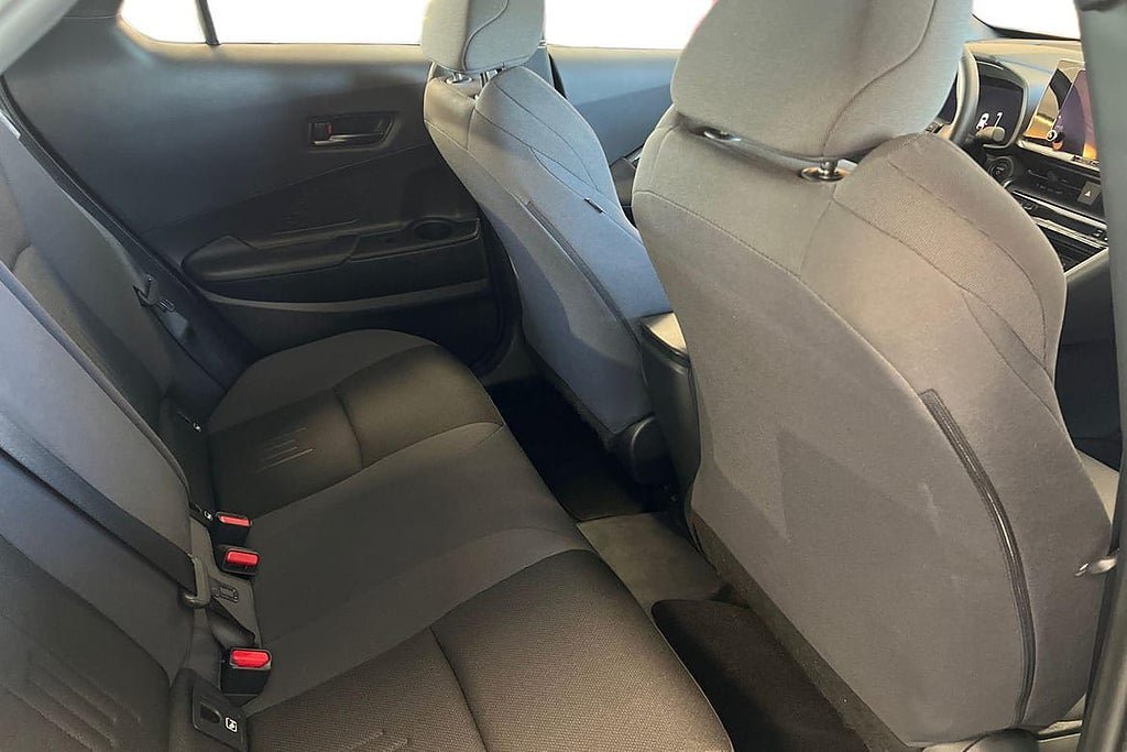Vehicle Image 9
