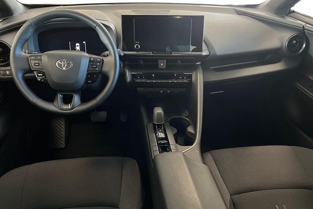 Vehicle Image 10