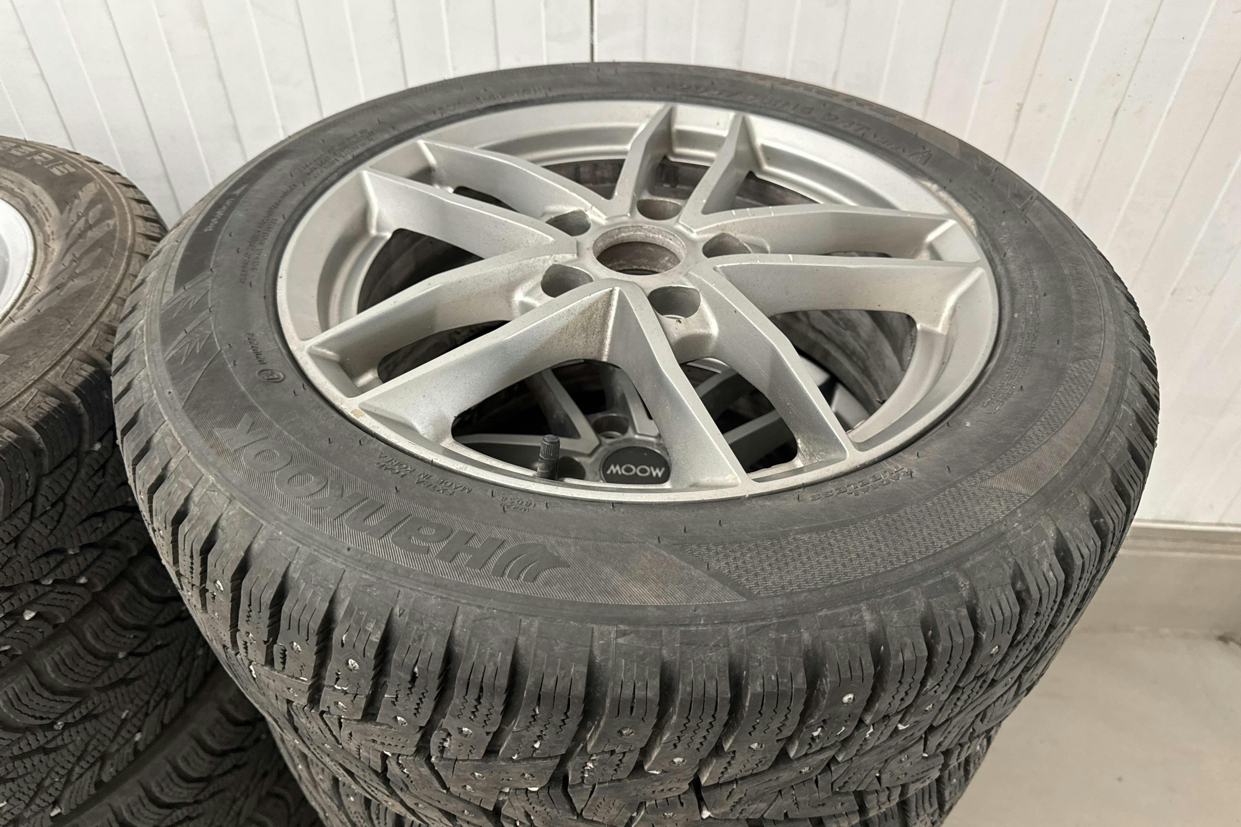 Vehicle Image 15