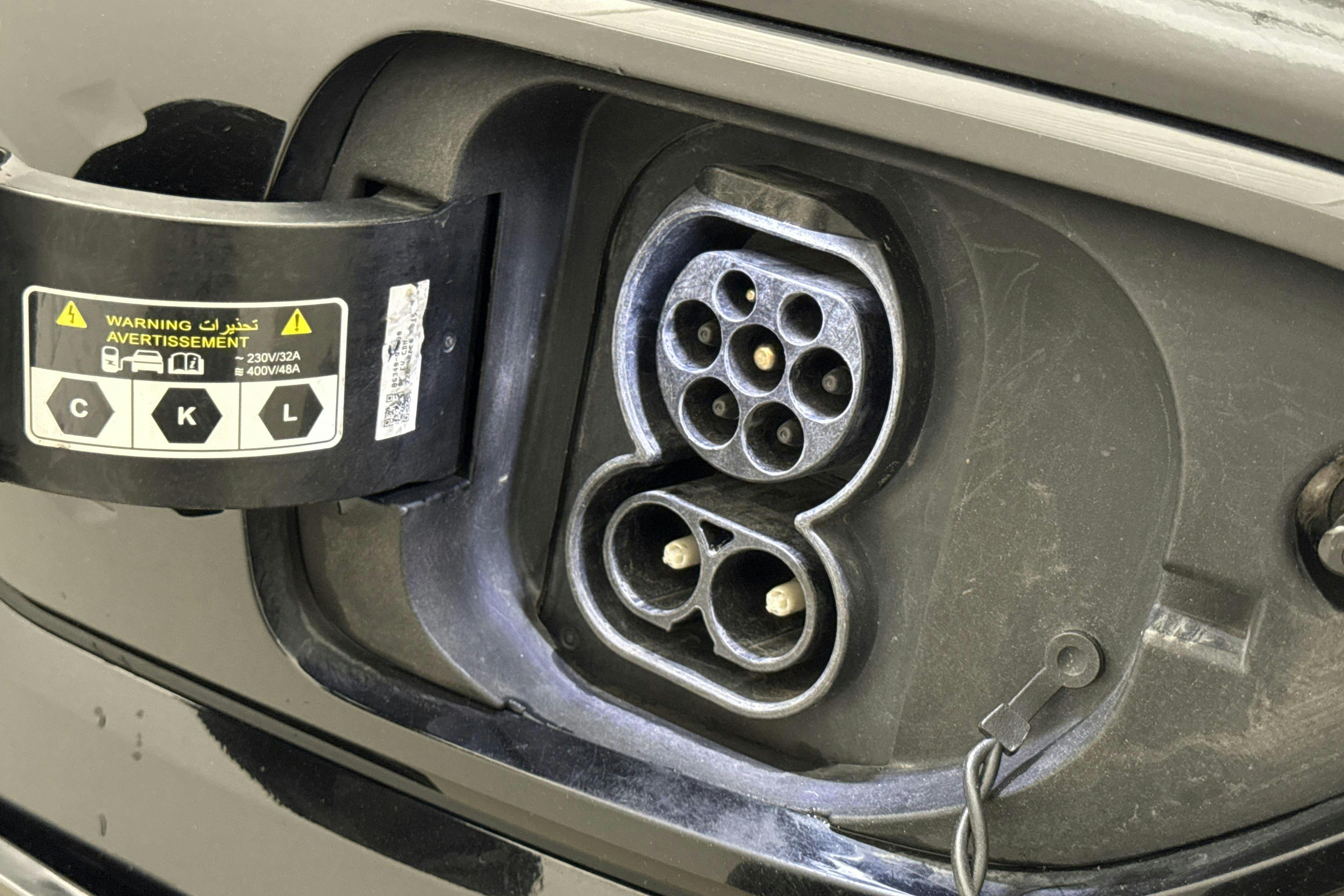 Vehicle Image 13