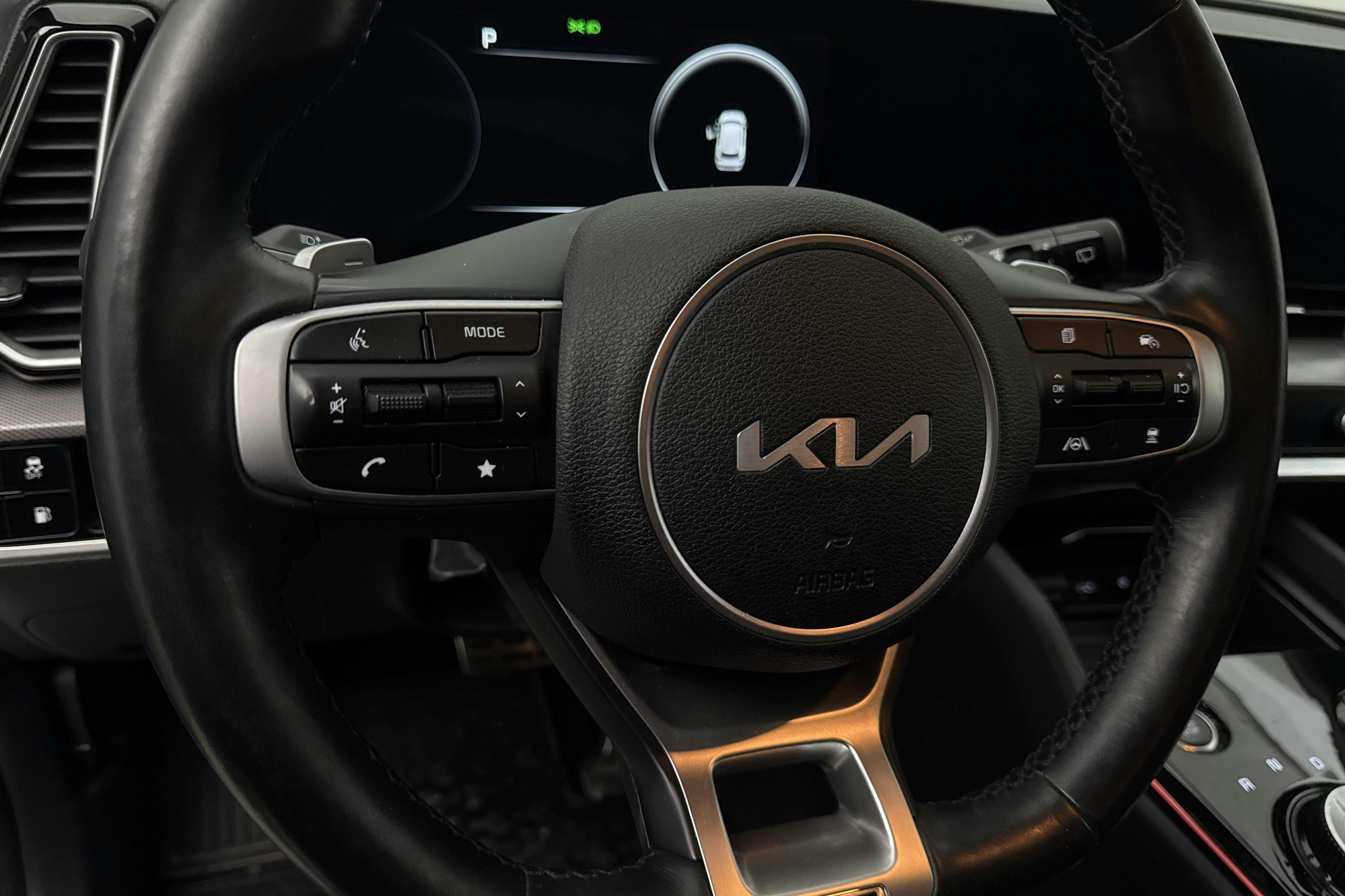 Vehicle Image 17