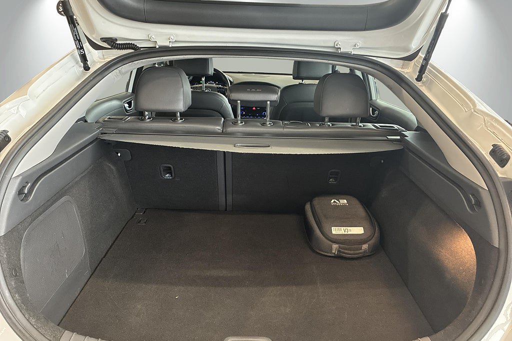 Vehicle Image 17