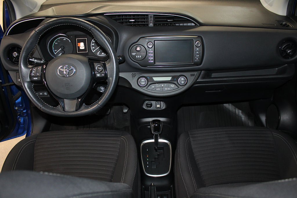 Vehicle Image 18