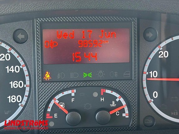 Vehicle Image 24