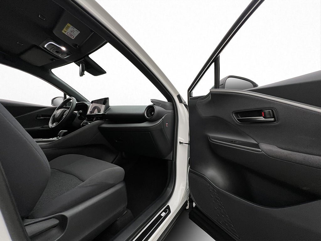 Vehicle Image 10