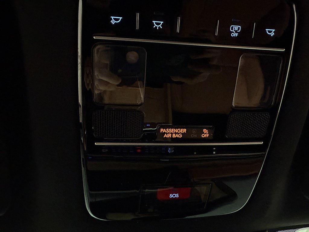 Vehicle Image 36