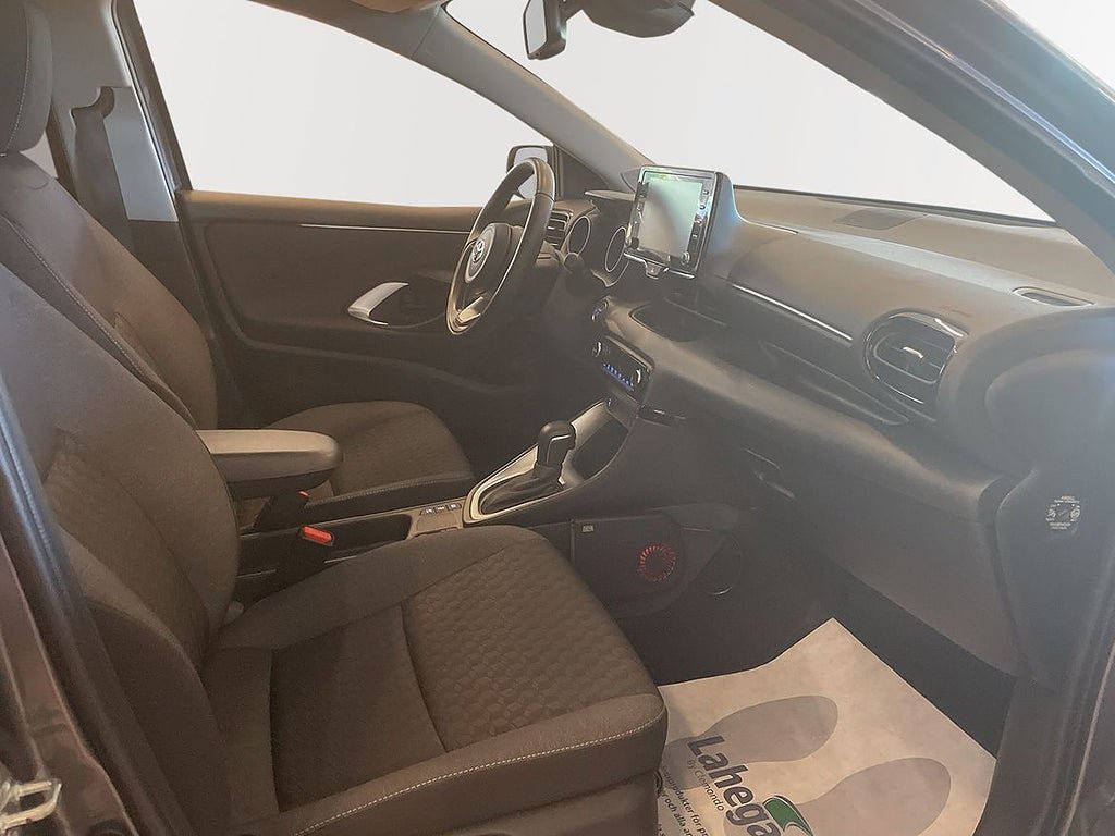 Vehicle Image 7