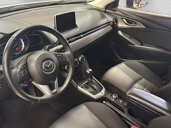 Vehicle Image 8