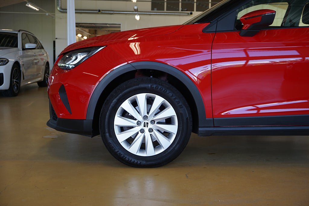 Vehicle Image 14
