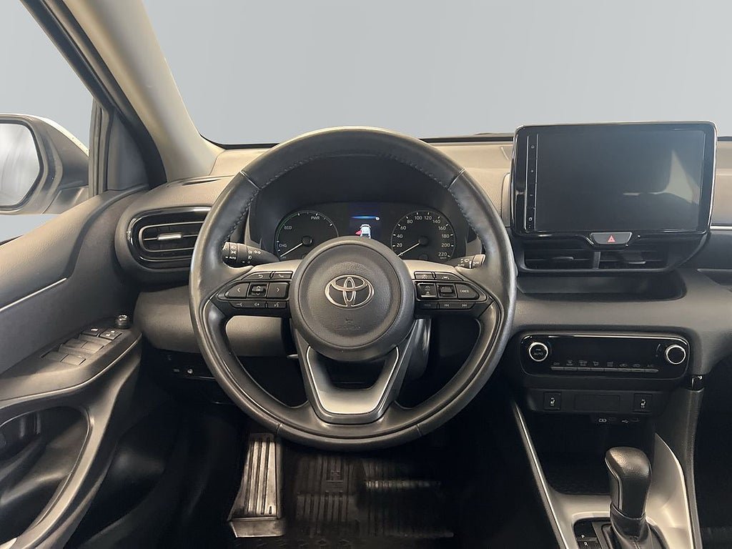 Vehicle Image 9