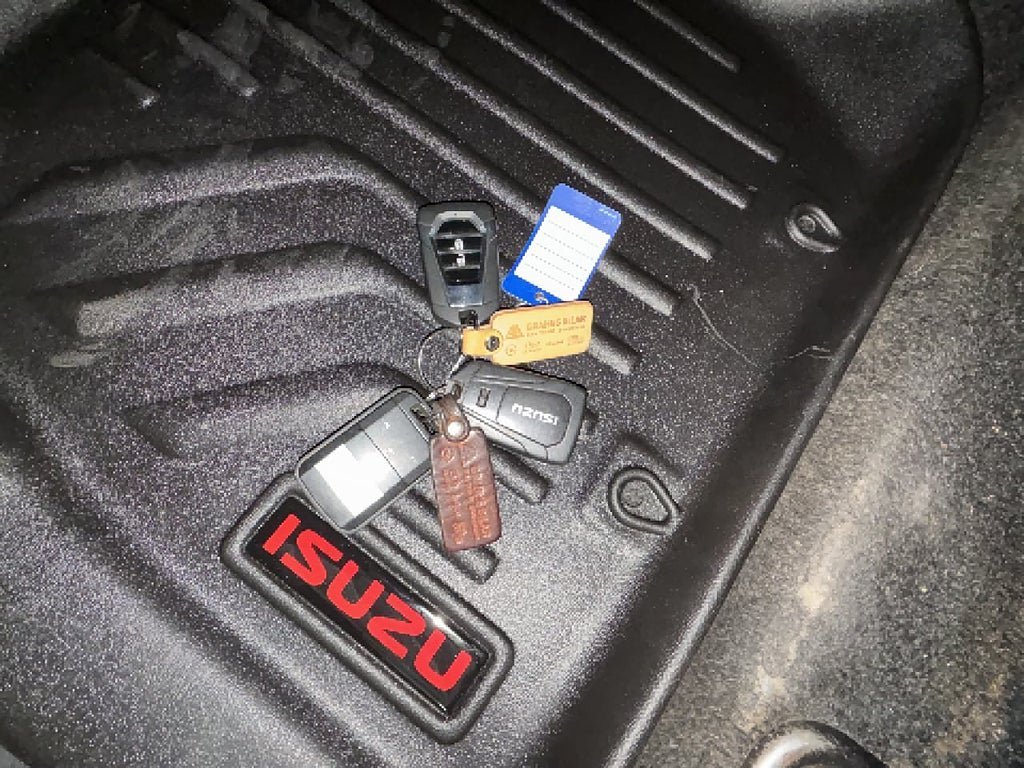 Vehicle Image 12
