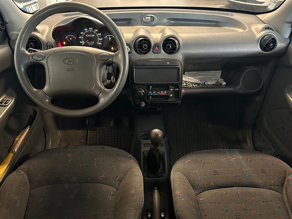 Vehicle Image 12