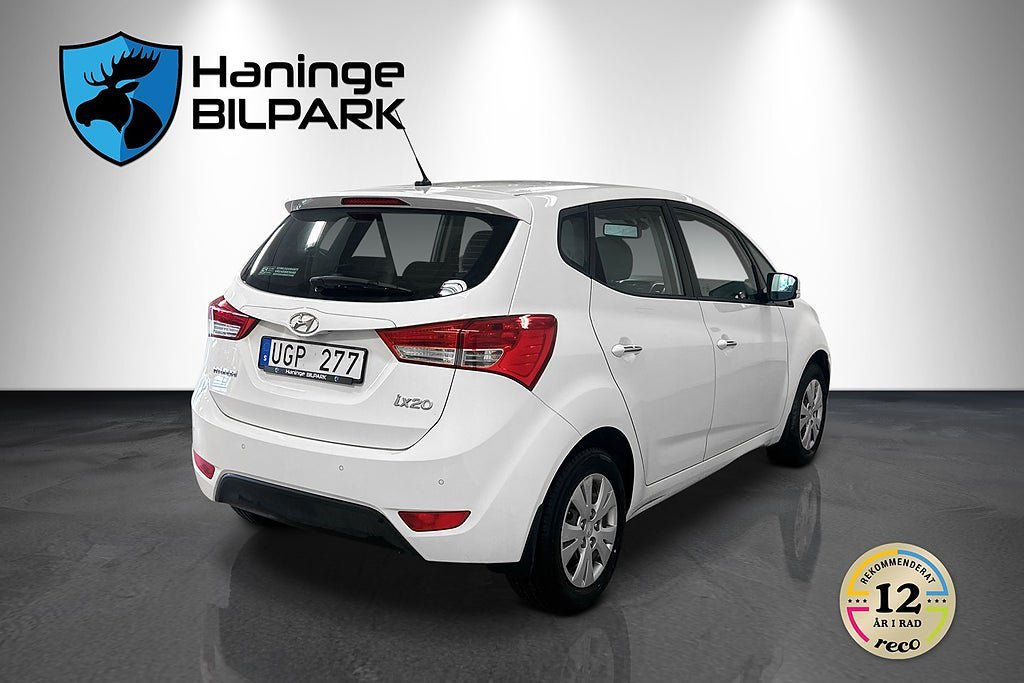 Vehicle Image 6