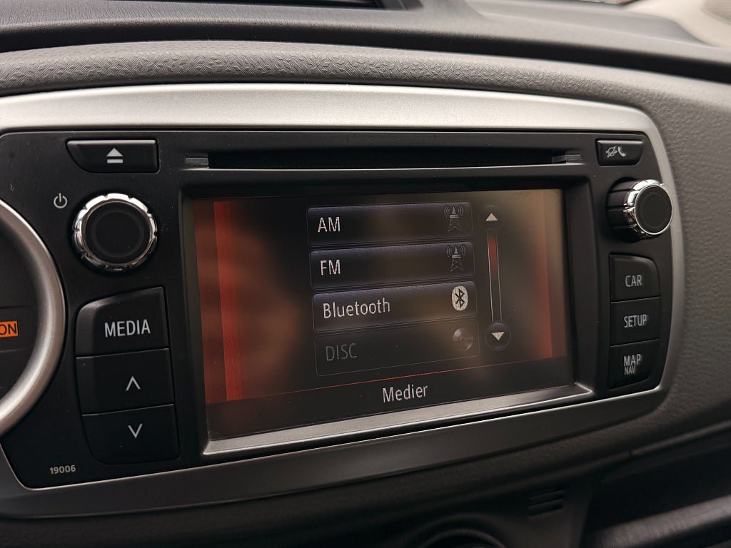 Vehicle Image 13