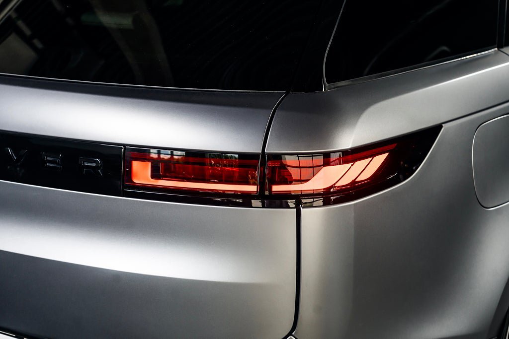 Vehicle Image 9
