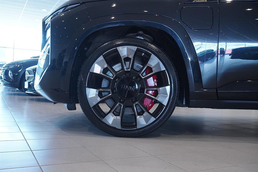 Vehicle Image 13