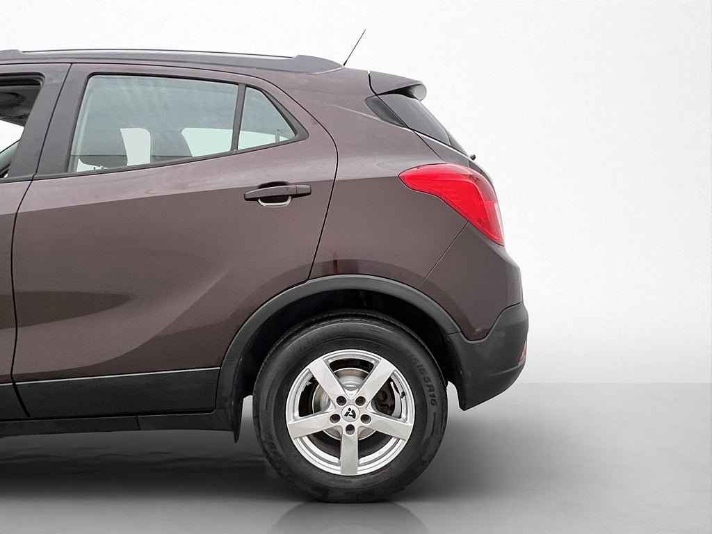 Vehicle Image 11