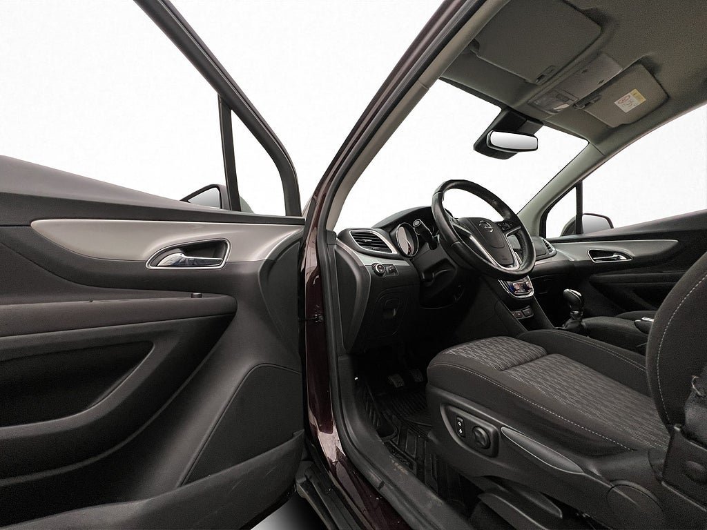 Vehicle Image 15