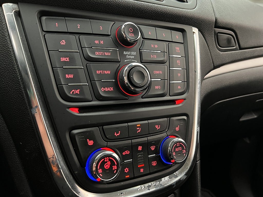 Vehicle Image 24