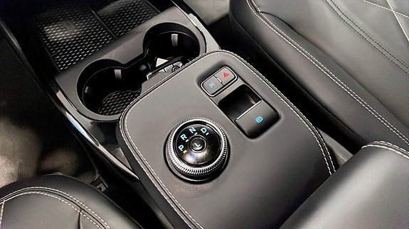Vehicle Image 16
