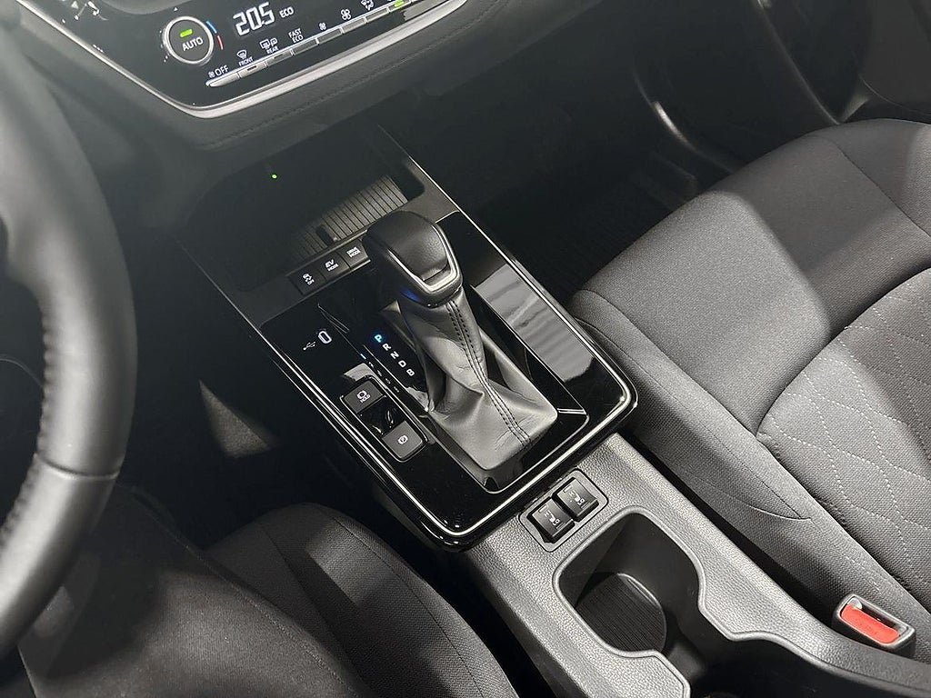 Vehicle Image 35