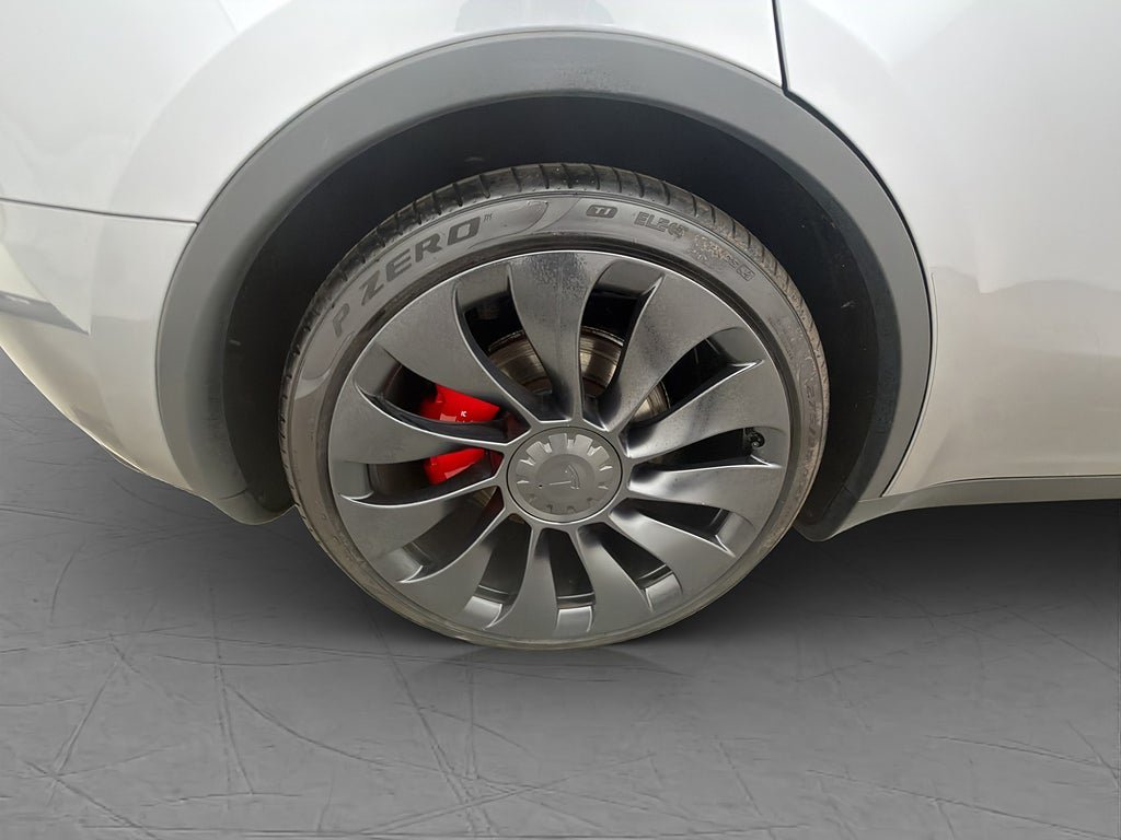 Vehicle Image 32
