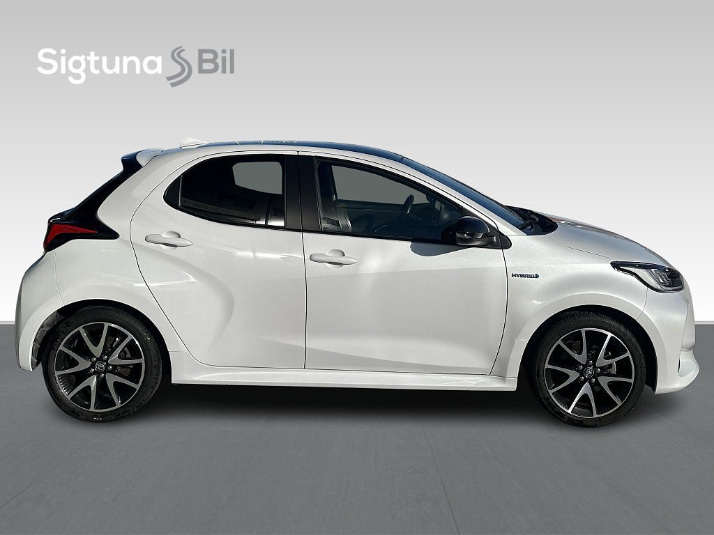 Vehicle Image 7
