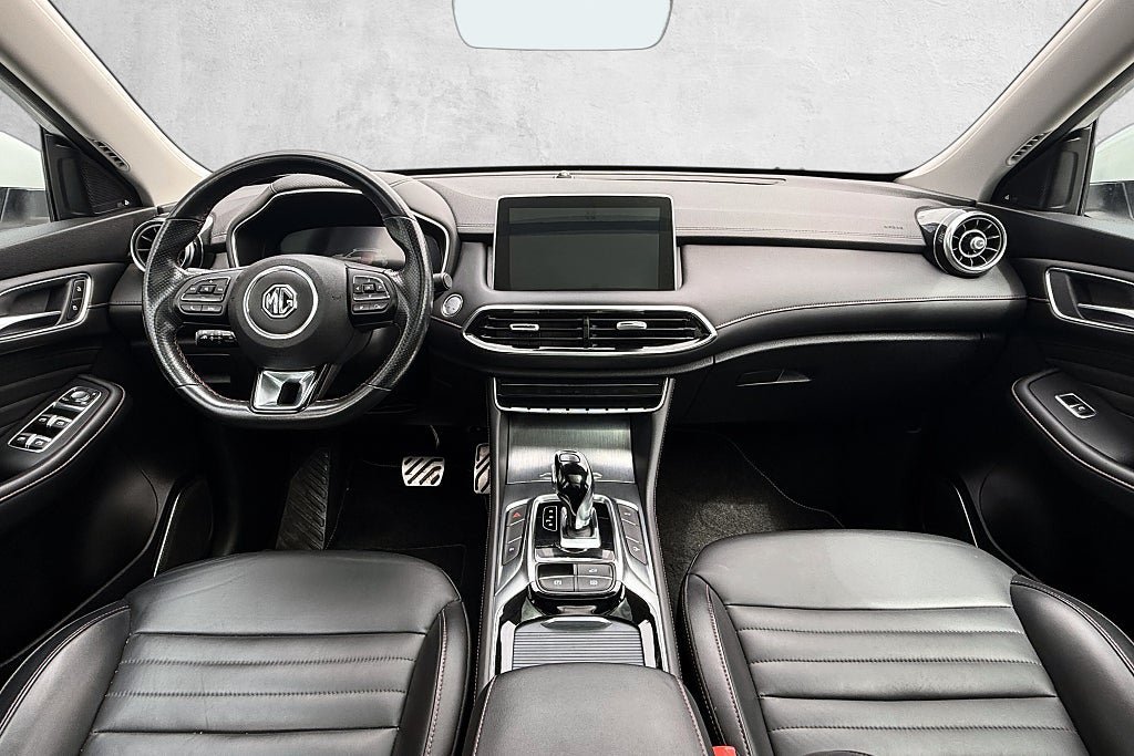 Vehicle Image 15