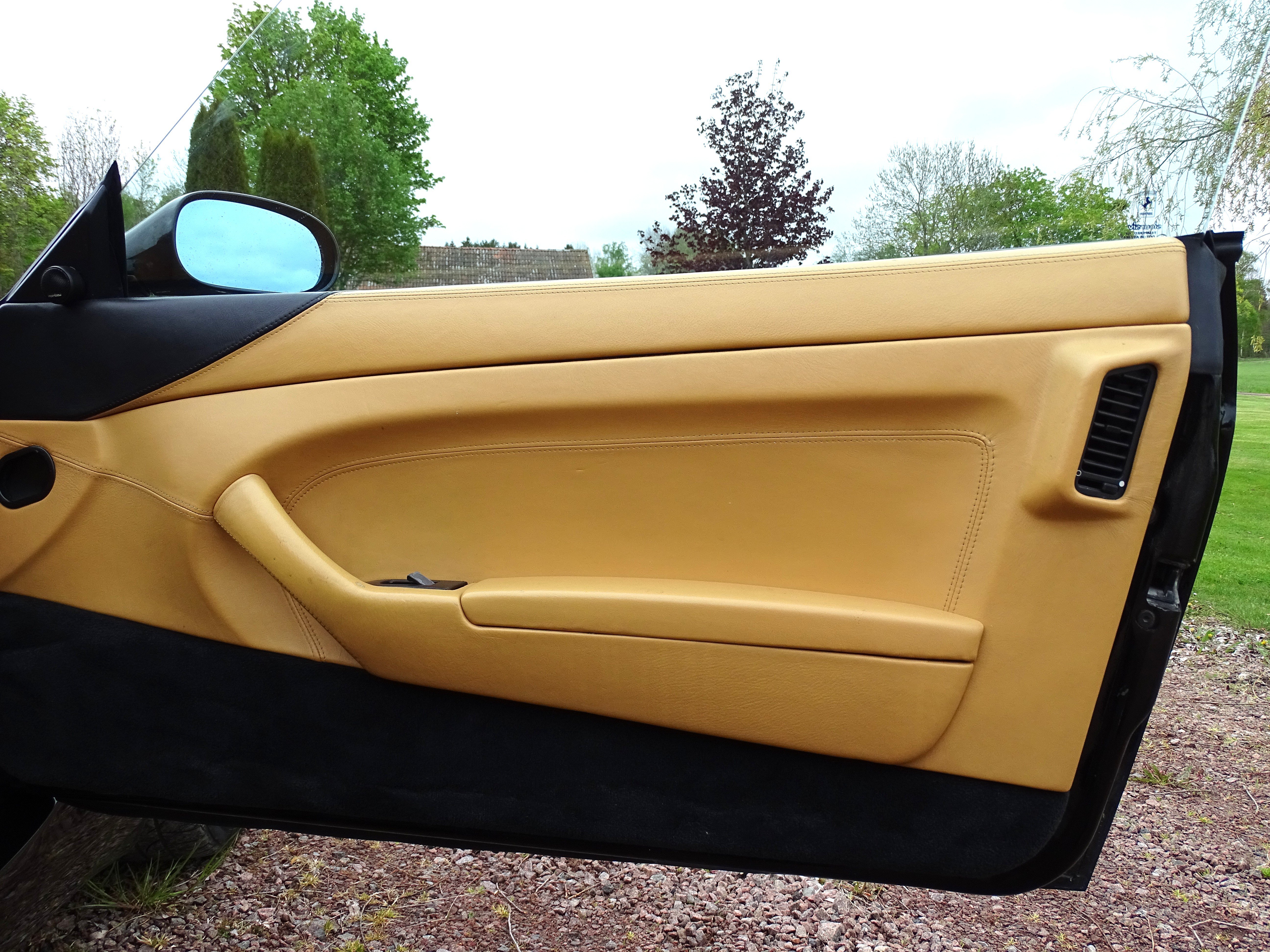 Vehicle Image 33