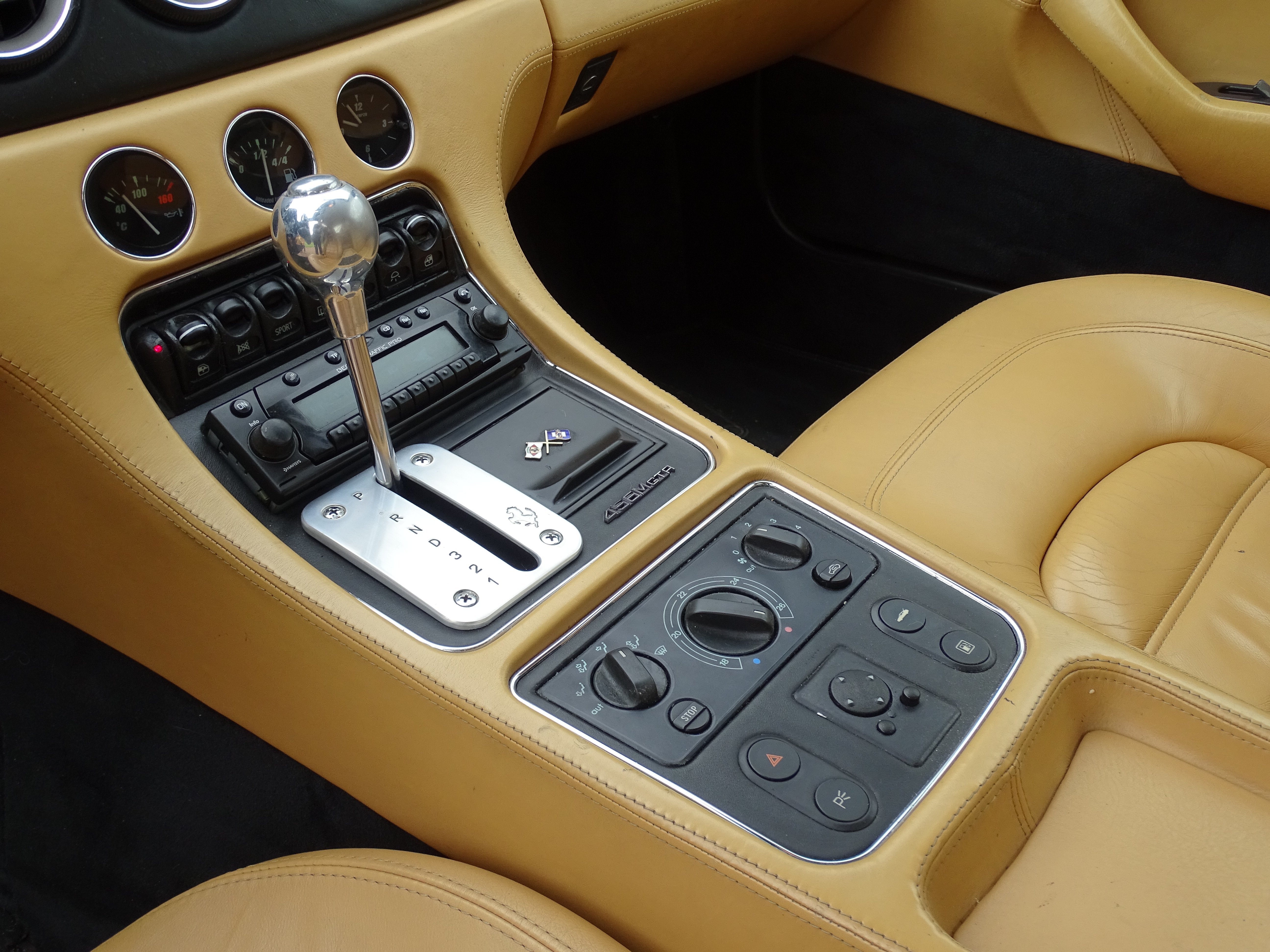 Vehicle Image 42