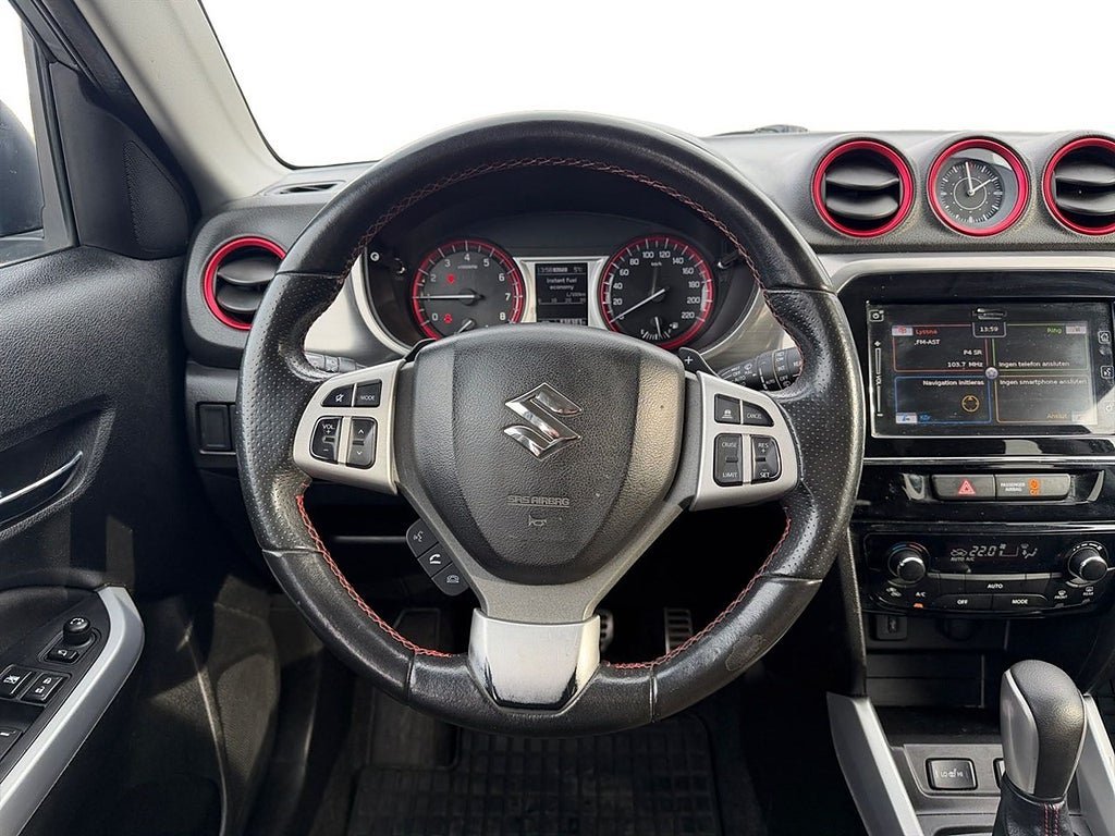 Vehicle Image 10