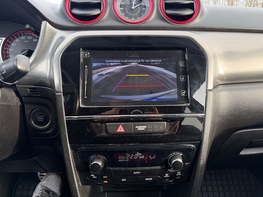 Vehicle Image 13