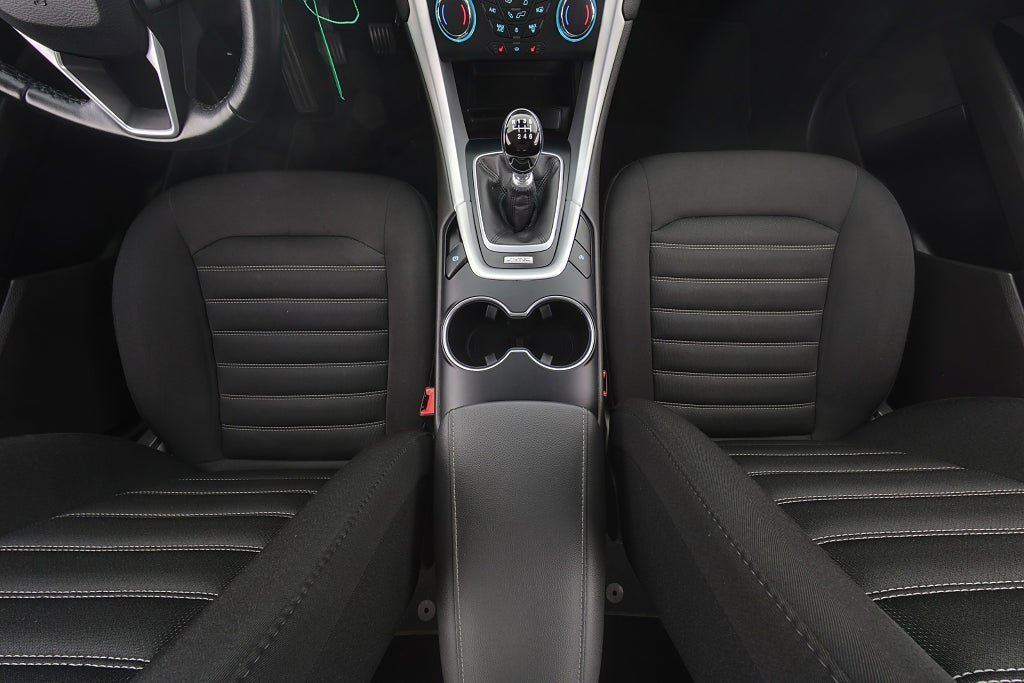 Vehicle Image 15