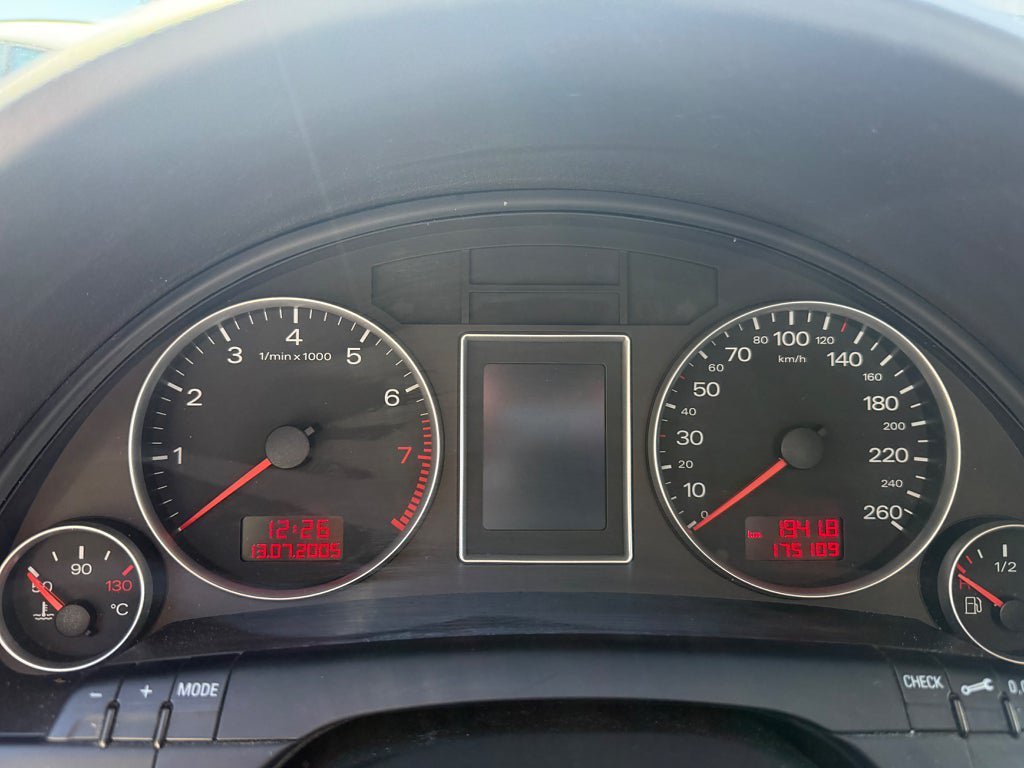 Vehicle Image 17